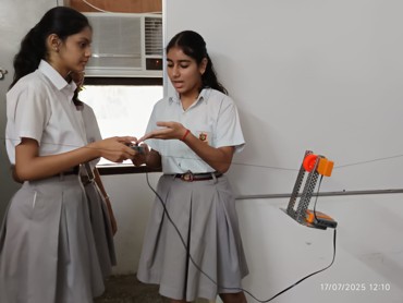 GPIS Class 8-B Students Create Innovative Cable Car Model