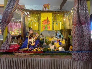 LEARNING BEYOND THE CLASSROOM: EXCURSION TO ISKCON TEMPLE